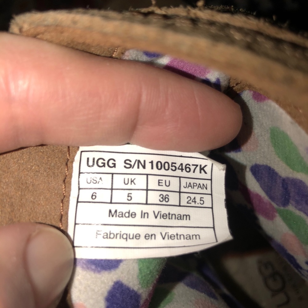 Ugg Jayla Boots - Picture 10 of 10